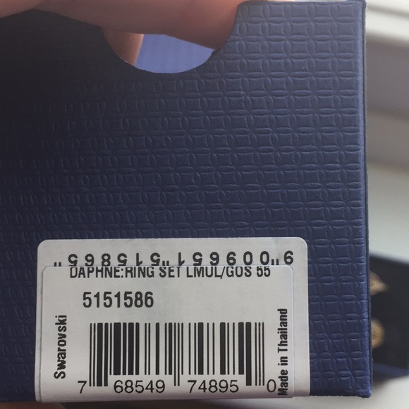 Swarovski Daphne ring set - Picture 2 of 5